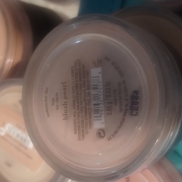 Bare Minerals Discontinued Loose Powder Blush BLUSH PEARL Dainty Feminine Rouge - Picture 5 of 5